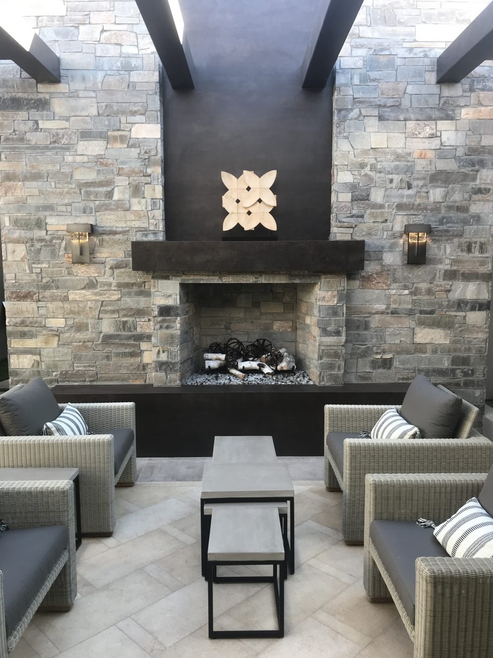 Custom Fireplace logo